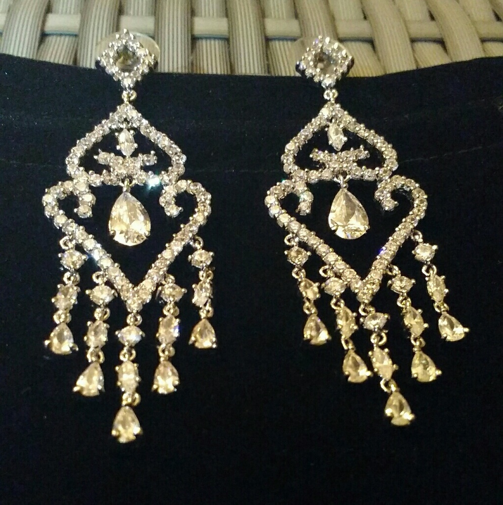 π2xHP!!!π NEW Amazing Large Chandelier Earrings - Picture 2 of 3